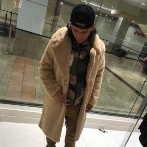 Meet your Posher, Pablo